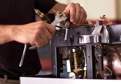 Reparación y Mantenimiento de Cafeteras